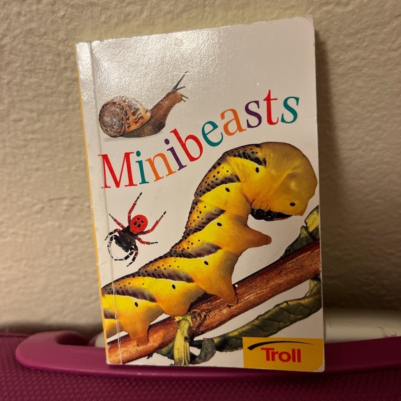 Children’s Book Collection - Picture 3 of 8